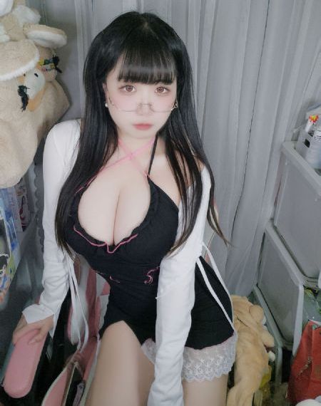 加勒比女海盗在线观看