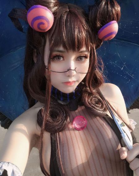 布拉夫夫人
