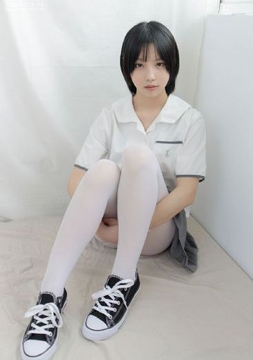 挣扎吧亚当君第二集在线观看