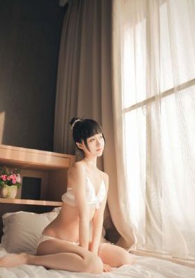 女仆教育没落贵族琉璃川