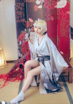 向日葵在夜晚绽放